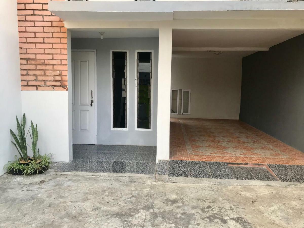 Villa Batu Keluarga Nn Exterior foto